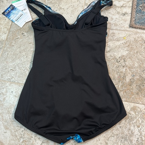 NWT Gabar Blue and Black One Piece Swimsuit V-Neck Ruching UPF 50+ SZ 8 - Picture 5 of 7